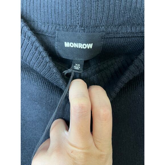 MONROW Sweater Mini Skirt in Black - Picture 4 of 10